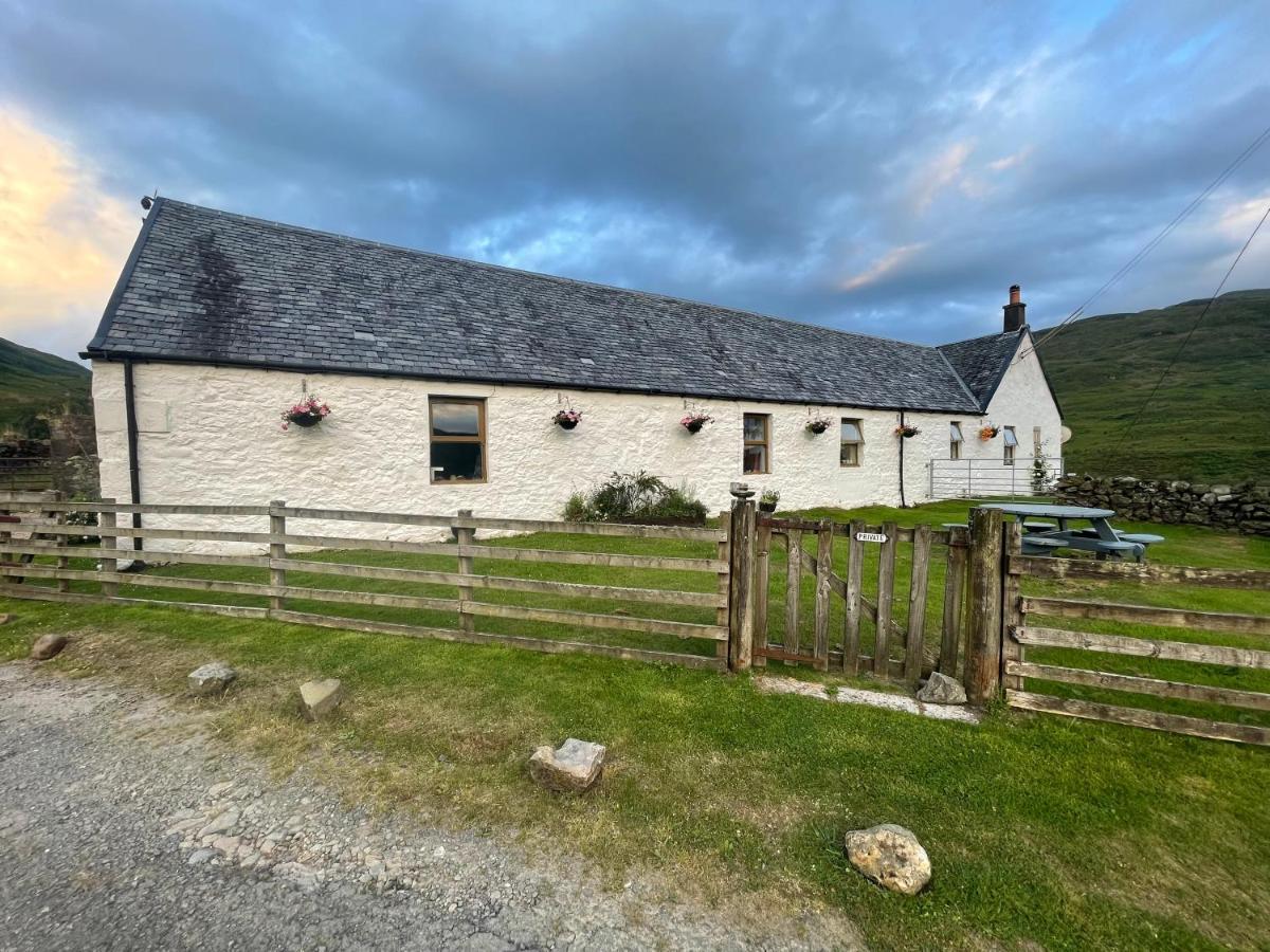 Garrison Of Inversnaid Farm With Hot Tub Exterior photo