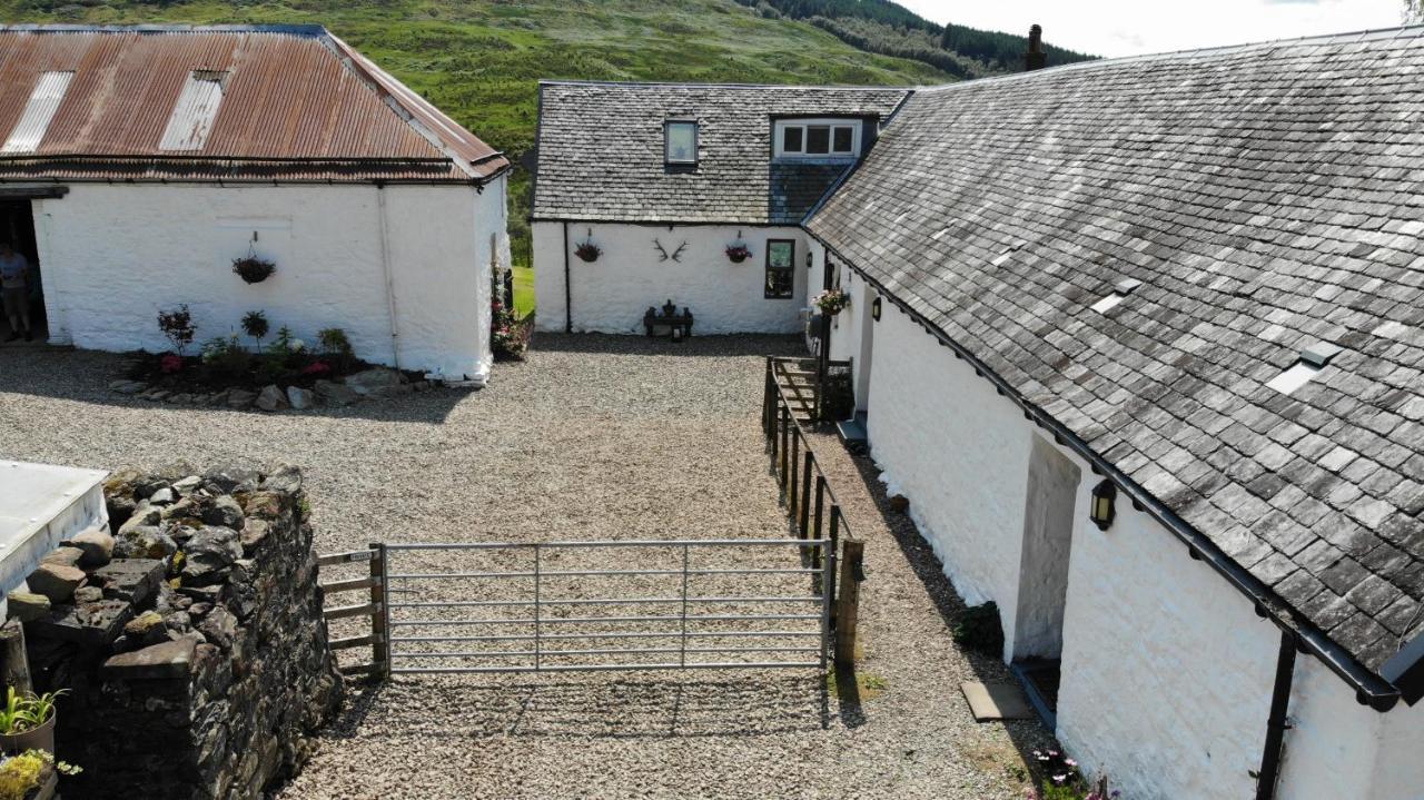 Garrison Of Inversnaid Farm With Hot Tub Exterior photo