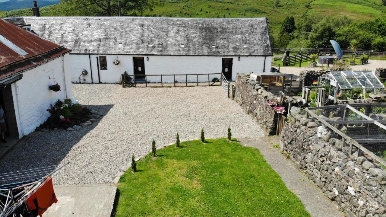 Garrison Of Inversnaid Farm With Hot Tub Exterior photo