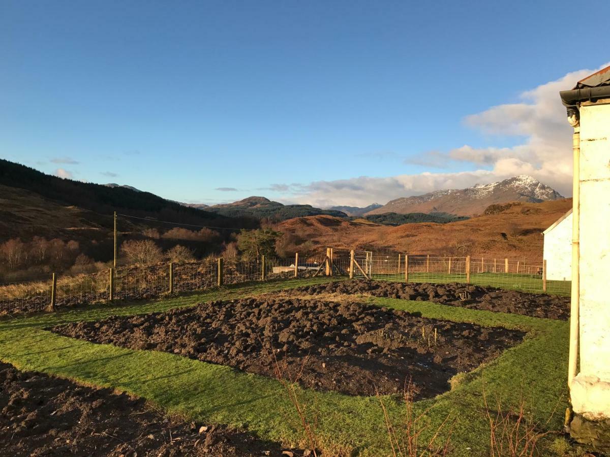 Garrison Of Inversnaid Farm With Hot Tub Exterior photo