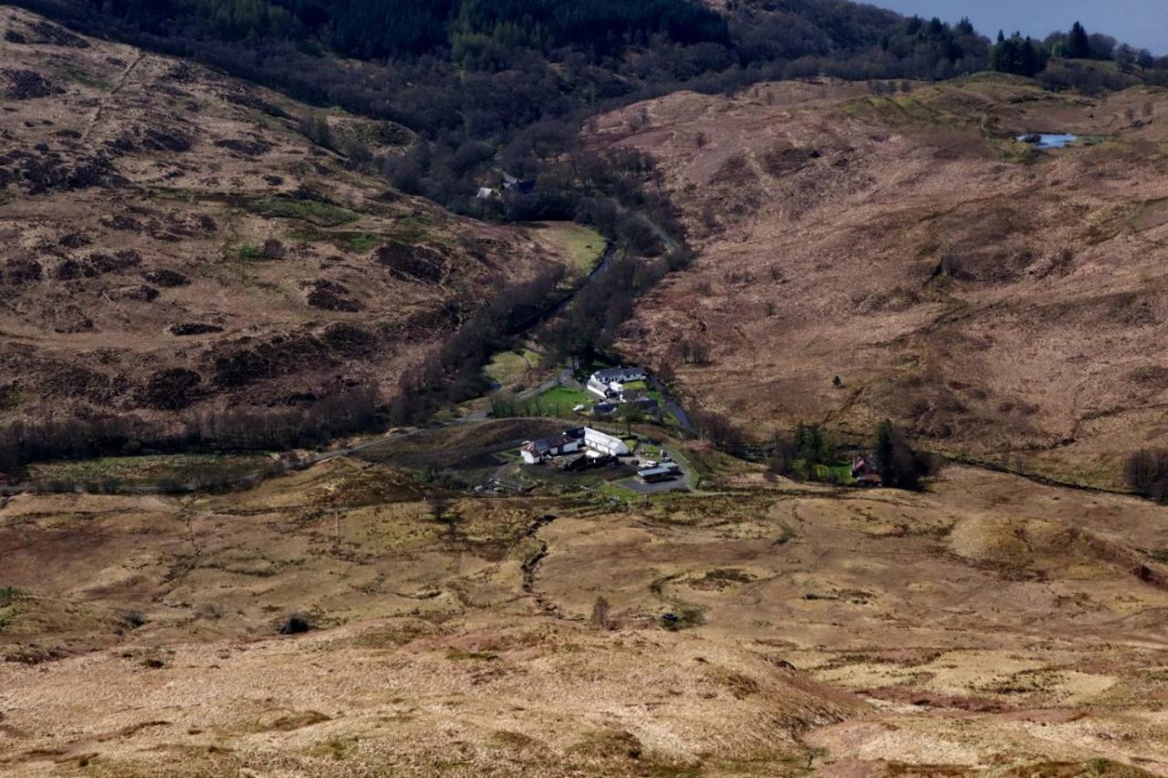 Garrison Of Inversnaid Farm With Hot Tub Exterior photo