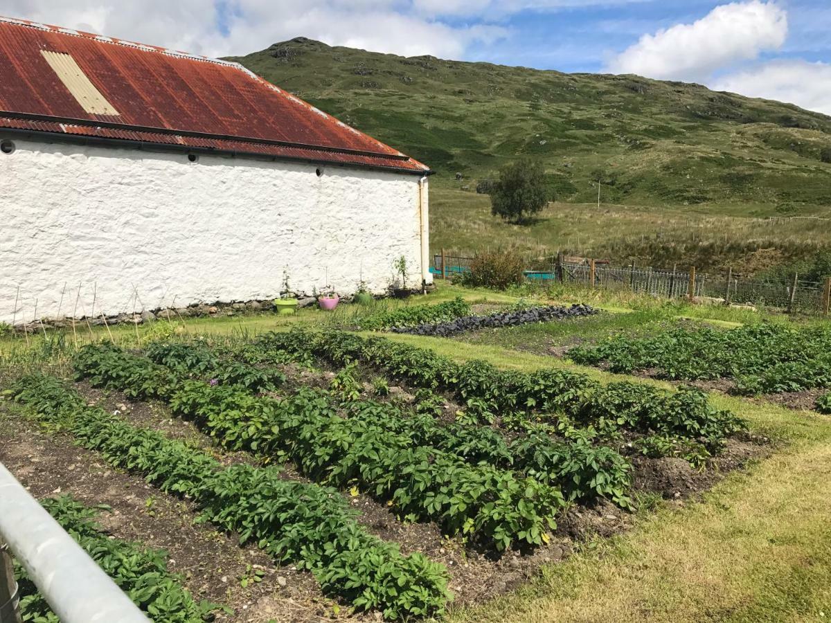 Garrison Of Inversnaid Farm With Hot Tub Exterior photo